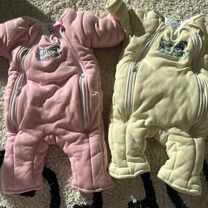 Magic Merlin suit x2 for 3-6m